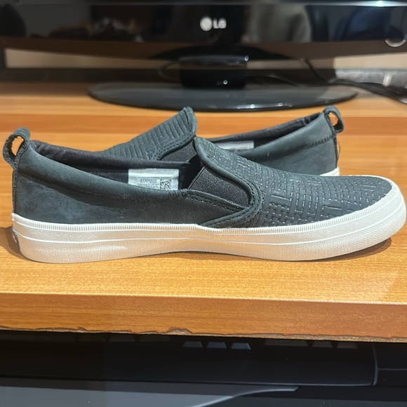 SPERRY Women’s Slip On Sneakers Black & White Size 7 Brand New Without Tags - Picture 6 of 11